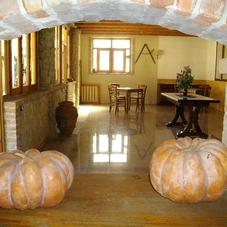 La Martinella Villa Canelli Exterior photo